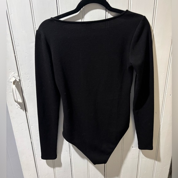 💕3/$25💕 H&M RIBBED JERSEY BODYSUIT - Picture 6 of 7